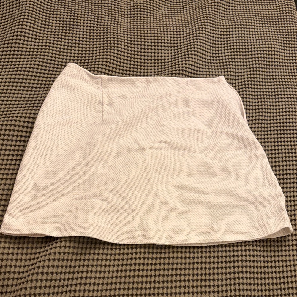 Classic Women's Mini Skirt in White
